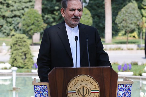 تلاطم اقتصادی فعلی کشور، فقط «راهکار سیاسی» دارد؛ اقتصاددانان نمیتوانند راهی برای آن پیدا کنند تلاطم اقتصادی فعلی کشور، فقط «راهکار سیاسی» دارد؛ اقتصاددانان نمیتوانند راهی برای آن پیدا کنند