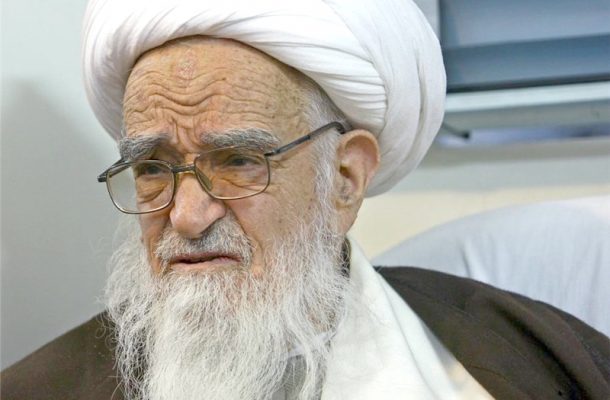 انتقاد شدید آیتالله صافیگلپایگانی از افزایش قیمت بنزین: نمایندگان مجلس این طرح را لغو کنند انتقاد شدید آیتالله صافیگلپایگانی از افزایش قیمت بنزین: نمایندگان مجلس این طرح را لغو کنند