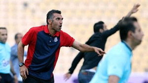 لیگ برتر فوتبال | هاشمی‌ نسب : در روز بدمان باید بابت برد خوشحال باشیم