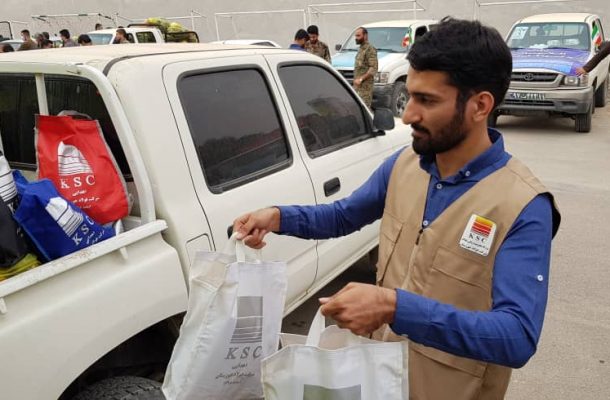 اهدای پنج هزار بسته ی ارزاق و مواد بهداشتی از سوی فولاد خوزستان