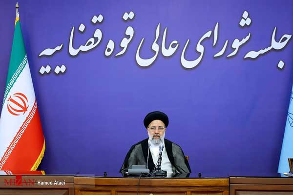 متهمان متواری پرونده‎های اقتصادی نمی‎توانند از چنگ عدالت بگریزند؛ به نفع‎شان است خود را تسلیم عدالت کنند