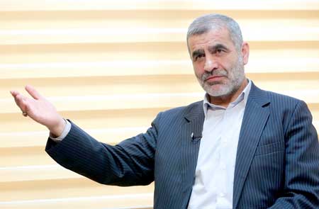 علی نیکزاد با قرعهکشی نایب رئیس اول شد علی نیکزاد با قرعهکشی نایب رئیس اول شد