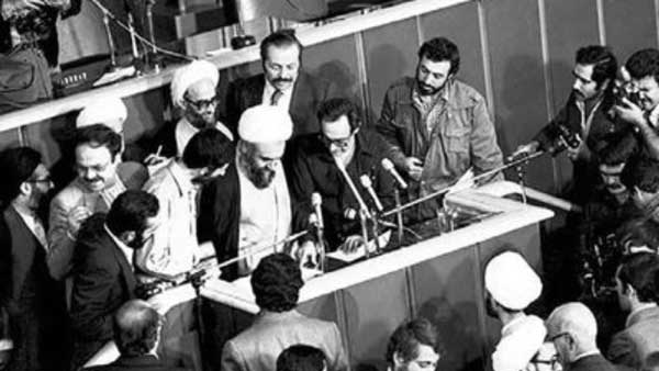 اعتبارنامه چه کسانی پس از انقلاب تصویب نشد؟/ تاجگردون نوزدهمین نماینده شد اعتبارنامه چه کسانی پس از انقلاب تصویب نشد؟/ تاجگردون نوزدهمین نماینده شد