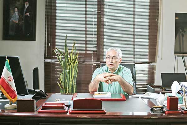 چشم‌انداز مه‌آلود مطبوعات