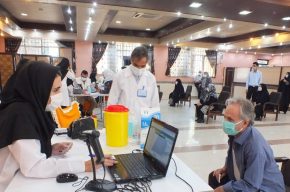 ۷۰ درصد گروه های هدف در کشور به مراکز واکسیناسیون مراجعه کرده اند / با آگاه سازی مردم می توان آن ۳۰ درصد باقیمانده را هم ترغیب کرد