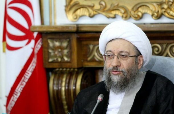 تاکید آیت الله آملی لاریجانی بر رفع مشکلات معیشتی