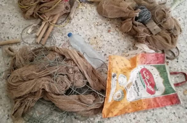 صیاد زنده گیری بلبل خرما در شوشتر به دام افتاد