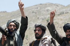 مزار شریف سقوط کرد / نیروهای دولتی به سمت مرز ازبکستان فرار کردند