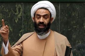 توهین نماینده مجلس به روحانی: او فقط عمامه بر سر دارد!