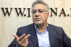 می خواهیم وزرا را استیضاح کنیم، اما اصلا اجازه نمی دهند