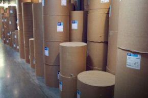 کشف ۶۷ هزار تن کاغذ دپو‌شده در هرمزگان