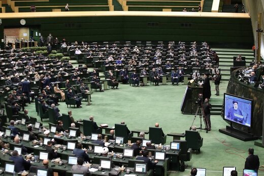 دستورکار مجلس؛ جزئیات لایحه بودجه و سوال از وزیران دستورکار مجلس؛ جزئیات لایحه بودجه و سوال از وزیران