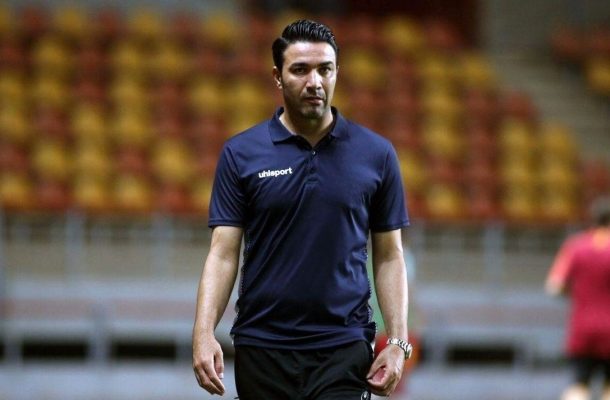 نکونام: درخواست کردم جای دیگری بازی کنیم