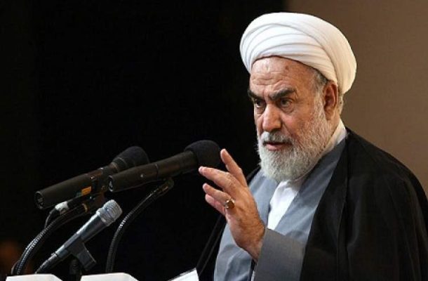 محمدی گلپایگانی: فرزندان آقا همگی مستاجرند / تنها دارایی ایشان یک خانه در پایین شهر است / هزینه زندگی‌شان از محل هدایا و نذوراتی که مقلدین و علاقه‌مندان به شخص ایشان تقدیم می‌کنند، تامین می‌شود