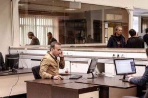 انتقاد جوان از افزایش رفاه کارمندان دولت! انتقاد جوان از افزایش رفاه کارمندان دولت!