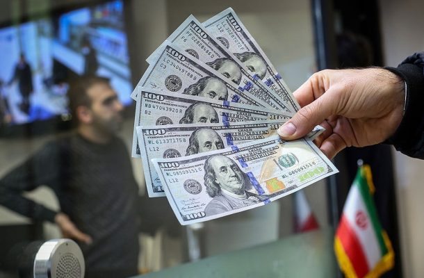 شگرد جدید همتی و فرزین برای گرانی دلار