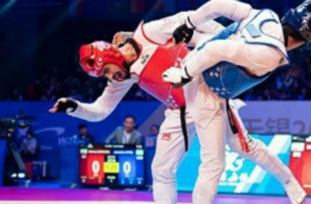 درخشش برق طلا بر سینه تکواندوکار ایرانی