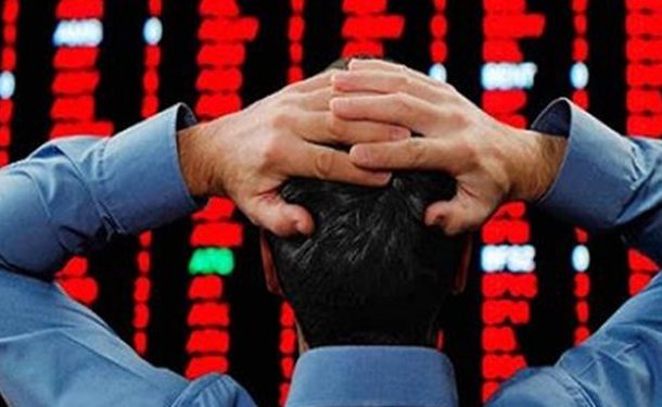 سقوط آزاد بازار سرمایه/ زیان سهامداران سنگین شد سقوط آزاد بازار سرمایه/ زیان سهامداران سنگین شد