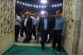 ادای احترام استاندار خوزستان به مقام علامه شیخ شوشتری (ره)