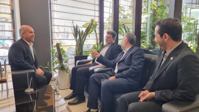 در چارچوب اجرای طرح ملی انتقال بانک آینده به بانک ملی؛انتقال شعبه بانک آینده شوشتر به بانک ملی بدون وقفه انجام شد