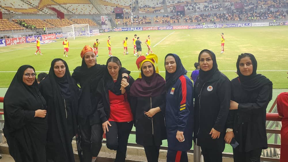 گزارش تصویری نخستین حضور بانوان خوزستانی در ورزشگاه های استان