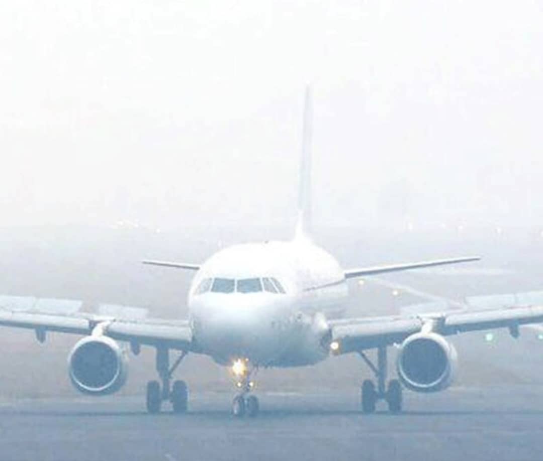 مه ۷ پرواز فرودگاه اهواز را مختل کرد