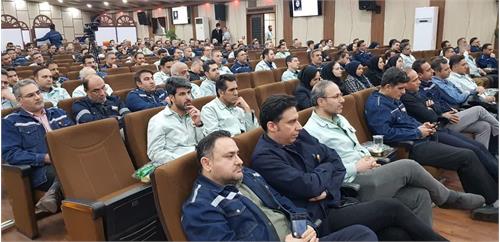 جلسه‌ی ویژه آموزشی کمیته‌ی عالی راهبری شرکت فولادخوزستان برگزار شد؛