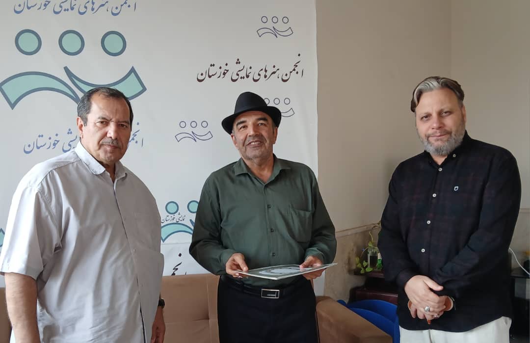 محمد غدیرزاده، پیشکسوت تئاتر و استندآپ کمدی خوزستان، به مدیریت کانون تئاتر کمدی استان خوزستان منصوب شد